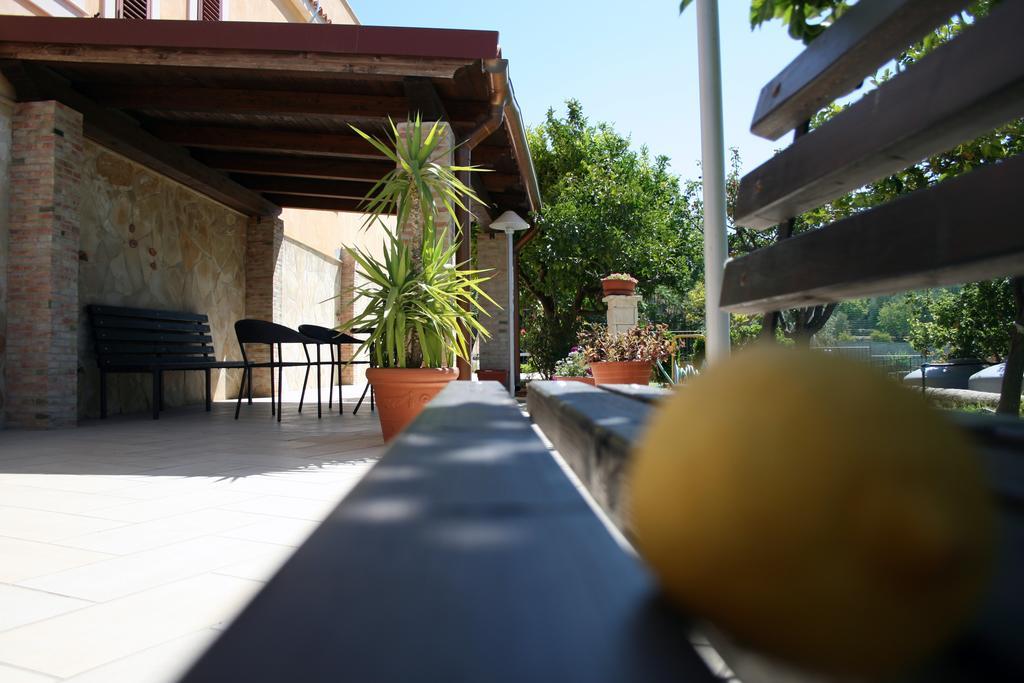 Villa Mara B&B Ното Екстериор снимка